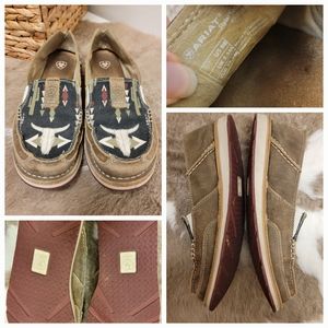 Women's ARIAT cruisers 8